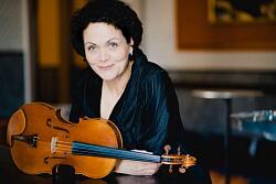 Stuttgarter Kammerorchester mit Tabea Zimmermann