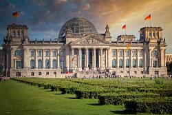 Demokratie in Gefahr!?! Parallelen zwischen der Weimarer Republik und der Bundes