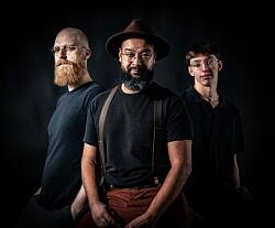 Teddy Smith Trio - Trouble Tour 2026