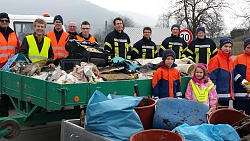 Die Freiwillige Feuerwehr Sulz bei der Kreisputzete 2016