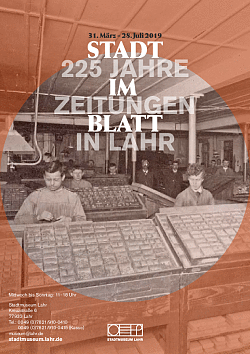 Das Bild zeigt eine alte Druckerei und wie man damals gearbeitet hat. Der ganze Raum ins voll mit Setzkästen, vor denen die Männer stehen und die einzelnen Buchstaben zu Sätzen zusammen setzen. 