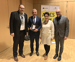 Lahrs Erster Bürgermeister Guido Schöneboom, Innenminister Thomas Strobel, Marion Gentges (Präsidentin des Landesverbands der Musikschulen Baden-Württemberg) und Musikschuldirektor Tobias Meinen. 