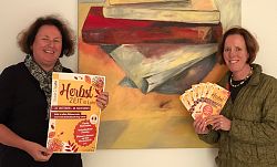 Friederike Ohnemus und Martina Mundinger präsentieren das neue Format „HerbstZEIT in Lahr“
