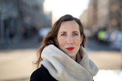 Portrait von Alice Bota