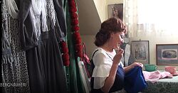 Anita Vogel als Näherin