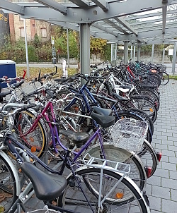 Fahrräder am Bahnhof Lahr