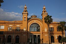Das Foto zeigt das Teatro Margherita in Bari