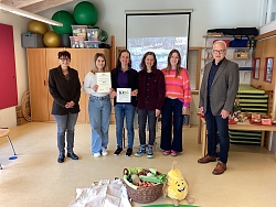 Gruppenbild von links: Ulrike Velte-Hoffmann, Alessia Fröhlich, Miriam Mast, Sonja Himmelsbach, Andrea Müller, Klaus Girstl 