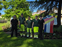 Gruppenbild mit von links: Gery Deletoille, Markus Neugebauer, Jakob Maus, Larissa Lork und Katrin Mertenskötter 
