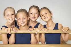 Gruppenbild der Blumenmädchen