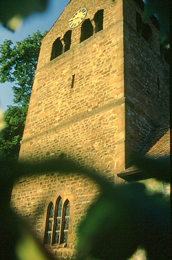 Blick von unten auf den Turm