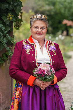 Chrysanthemenkönigin Marion II. 2023, Stadt Lahr, Chrysanthema 2023, Motto Manege frei!, Blumen- und Kulturfestival Chrysanthema, 
