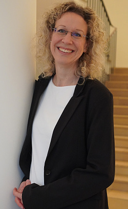 Portraitbild Gleichstellungsbeauftragte Dorothée Batista-Luis