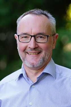 Portraitbild des Betriebsleiters des Abwasserzweckverband Raumschaft Lahr, Dr. Gereon Anders