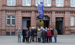 Gruppenbild OB Markus Ibert und Frauen aus dem Frauenpolitischen Forum Lahr