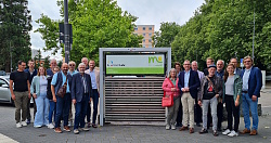 Gruppenbild an einer Mobilitätsstation