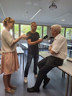 Ministerpräsident Kretschmann in Lahr 2023 - Interview mit zwei Radiosendern in der Gewerbeschule
