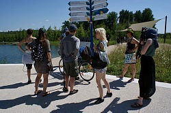 Studierende der Uni Freiburg beim Dreh auf der LGS in Lahr