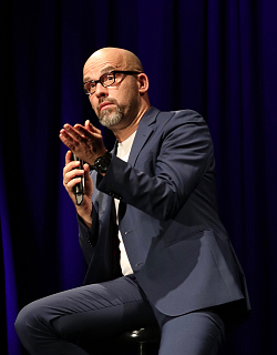 Lutz von Rosenberg Lipinsky auf der Bühne