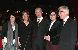 Beim Neujahrsempfang der Stadt Lahr 2018 in der Lahrer Stadthalle von links nach rechts: Dr. Christine Althauser, Generalkonsulin von China, Elke Oberberg, Ehefrau von Oberbürgermeister Dr. Müller, Oberbürgermeister Dr. Wolfgang G. Müller, Oberbürgermeister von Offenburg, Edith Schreiner und Direktor Dr. Dieter Karlin, Regionalverband Südlicher Oberrhein