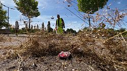 Reinigung des Parkplatzes an der Mehrzweckhalle 