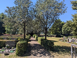 Friedhof Hugsweier - Blick Eingangstor