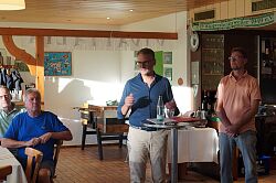 Oberbürgermeister Markus Ibert und Ortsvorsteher Tobias Fäßler (von links) beim Stadtteiltag 2023 in Kippenheimweiler