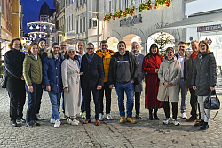 Gruppenbild mit den Partnern des „Aktionsbündnis Weihnachten in Lahr“