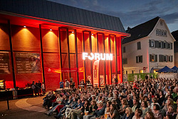 Open Air Kino auf dem Urteilsplatz in Lahr